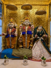 Jetalpur Temple Murti Darshan