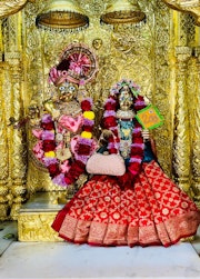 Jetalpur Temple Murti Darshan