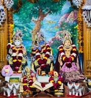 Jetalpur Temple Murti Darshan