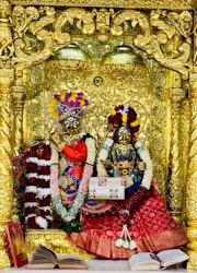 Jetalpur Temple Murti Darshan