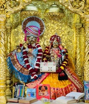 Jetalpur Temple Murti Darshan