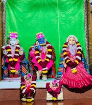 Jetalpur Temple Murti Darshan