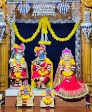 Jetalpur Temple Murti Darshan