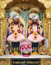 Junagadh Temple Murti Darshan