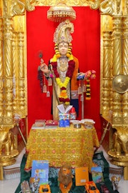 Junagadh Temple Murti Darshan