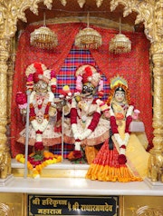 Junagadh Temple Murti Darshan