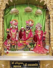 Junagadh Temple Murti Darshan