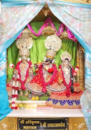 Junagadh Temple Murti Darshan