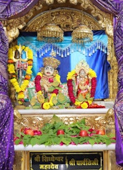 Junagadh Temple Murti Darshan