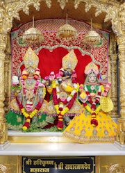 Junagadh Temple Murti Darshan