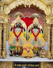 Junagadh Temple Murti Darshan