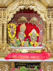 Junagadh Temple Murti Darshan