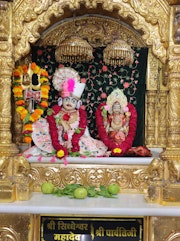 Junagadh Temple Murti Darshan