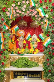 Junagadh Temple Murti Darshan