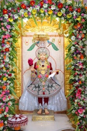 Junagadh Temple Murti Darshan
