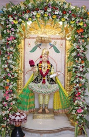 Junagadh Temple Murti Darshan