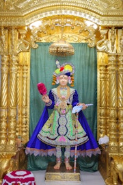 Junagadh Temple Murti Darshan