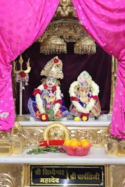 Junagadh Temple Murti Darshan