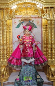 Junagadh Temple Murti Darshan