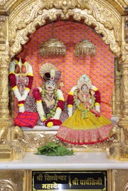 Junagadh Temple Murti Darshan