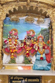 Junagadh Temple Murti Darshan