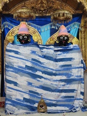 Junagadh Temple Murti Darshan