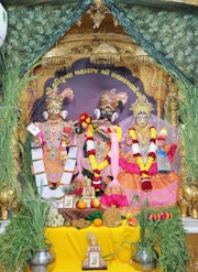 Junagadh Temple Murti Darshan