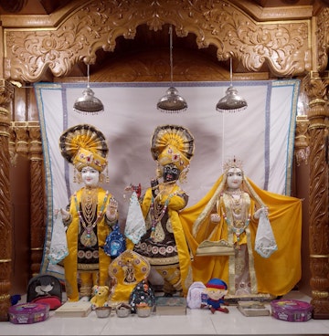 Leicester Temple (ISSO) Murti Darshan