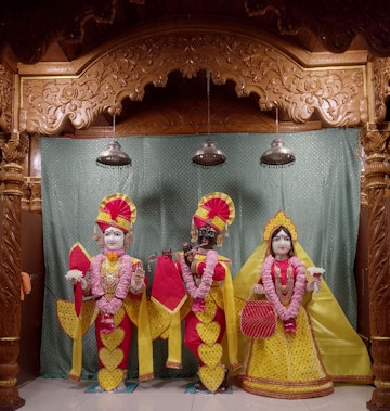 Leicester Temple (ISSO) Murti Darshan