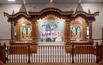 Leicester Temple (ISSO) Murti Darshan