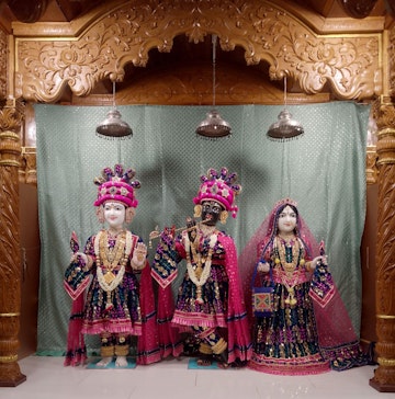 Leicester Temple (ISSO) Murti Darshan