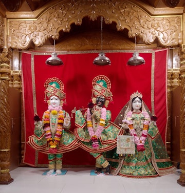 Leicester Temple (ISSO) Murti Darshan