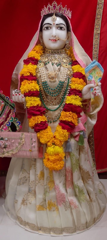 Leicester Temple (ISSO) Murti Darshan