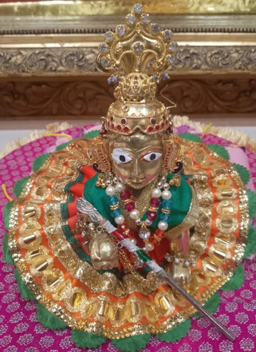 Leicester Temple (ISSO) Murti Darshan