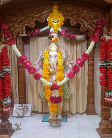 Leicester Temple (ISSO) Murti Darshan