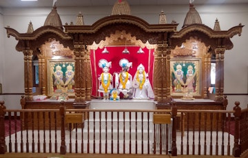 Leicester Temple (ISSO) Murti Darshan