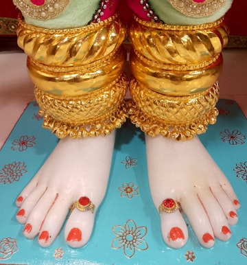 Leicester Temple (ISSO) Murti Darshan