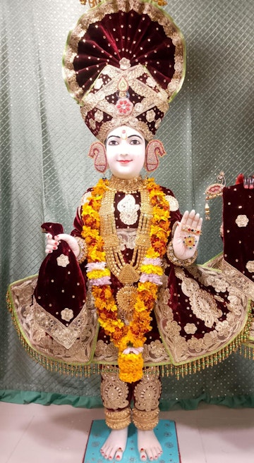 Leicester Temple (ISSO) Murti Darshan