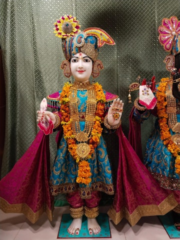 Leicester Temple (ISSO) Murti Darshan