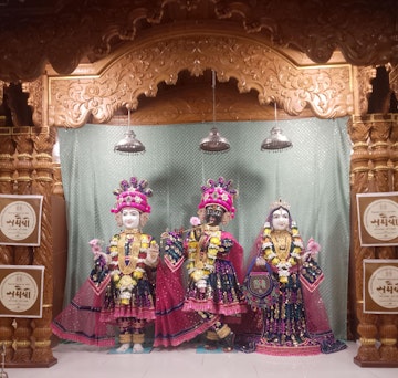 Leicester Temple (ISSO) Murti Darshan