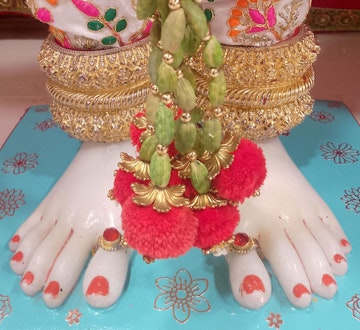 Leicester Temple (ISSO) Murti Darshan