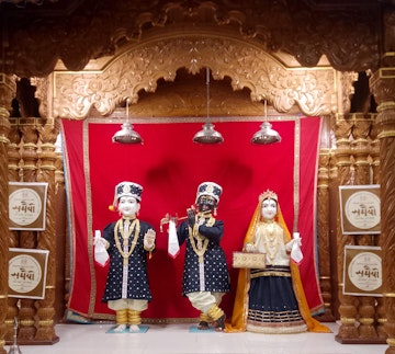 Leicester Temple (ISSO) Murti Darshan