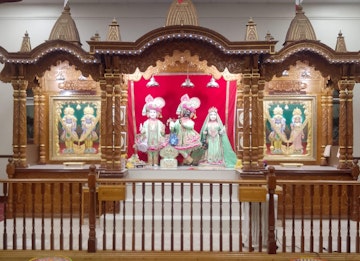 Leicester Temple (ISSO) Murti Darshan