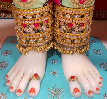 Leicester Temple (ISSO) Murti Darshan