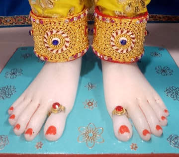 Leicester Temple (ISSO) Murti Darshan