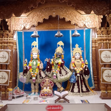 Leicester Temple (ISSO) Murti Darshan