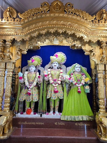 Loj Temple Murti Darshan