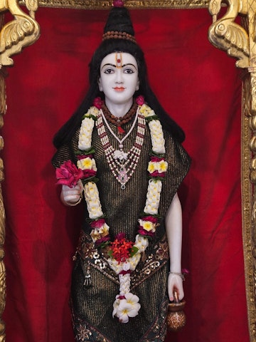 Loj Temple Murti Darshan