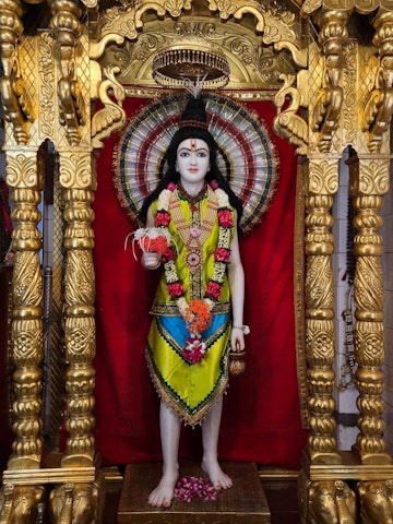 Loj Temple Murti Darshan