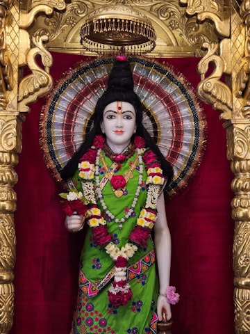 Loj Temple Murti Darshan